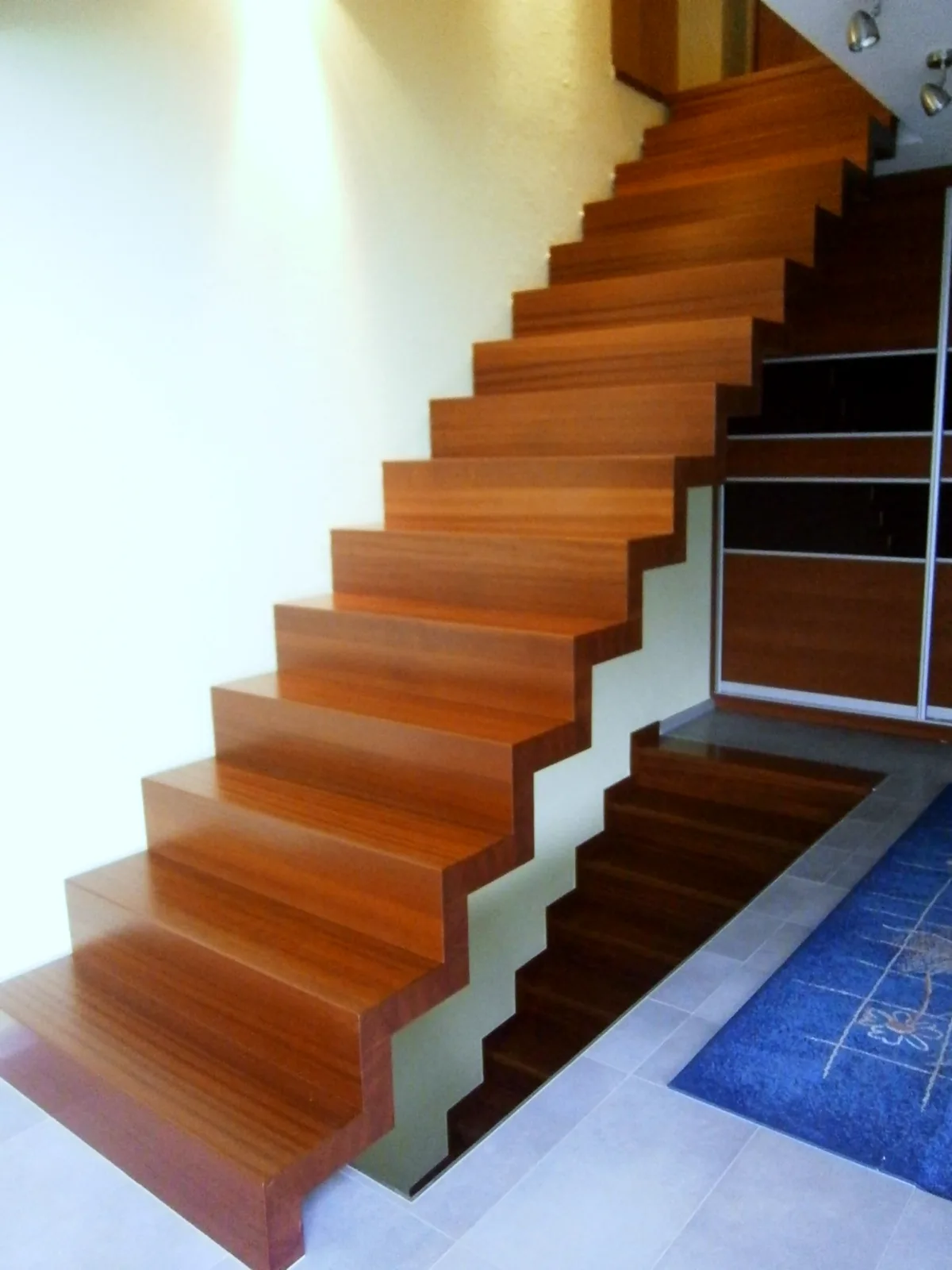 Faltwerktreppe – Eiche natur, ohne Geländer – Projekt von Treppen Sonsala